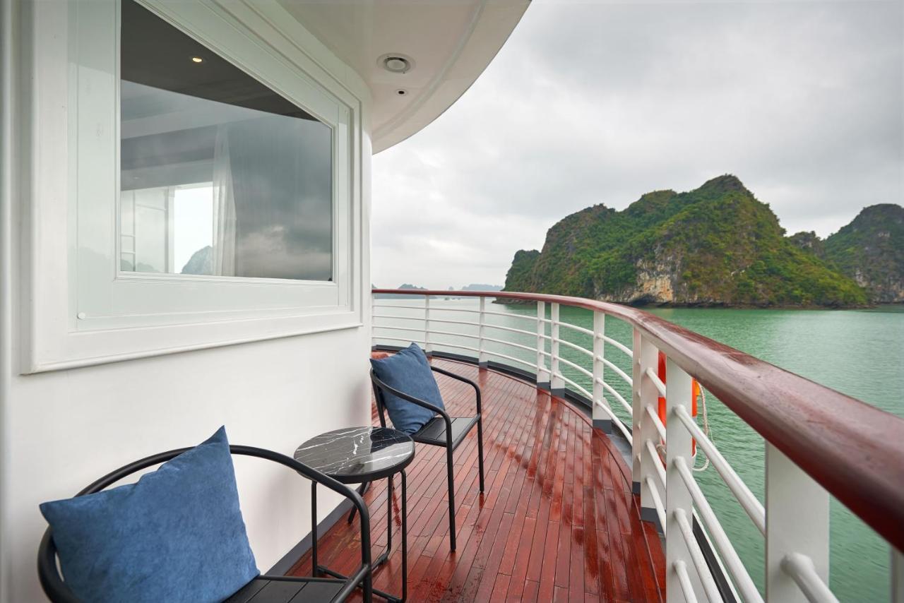 Paradise Grand Cruise - Lan Ha Bay Ха Лонг Екстериор снимка