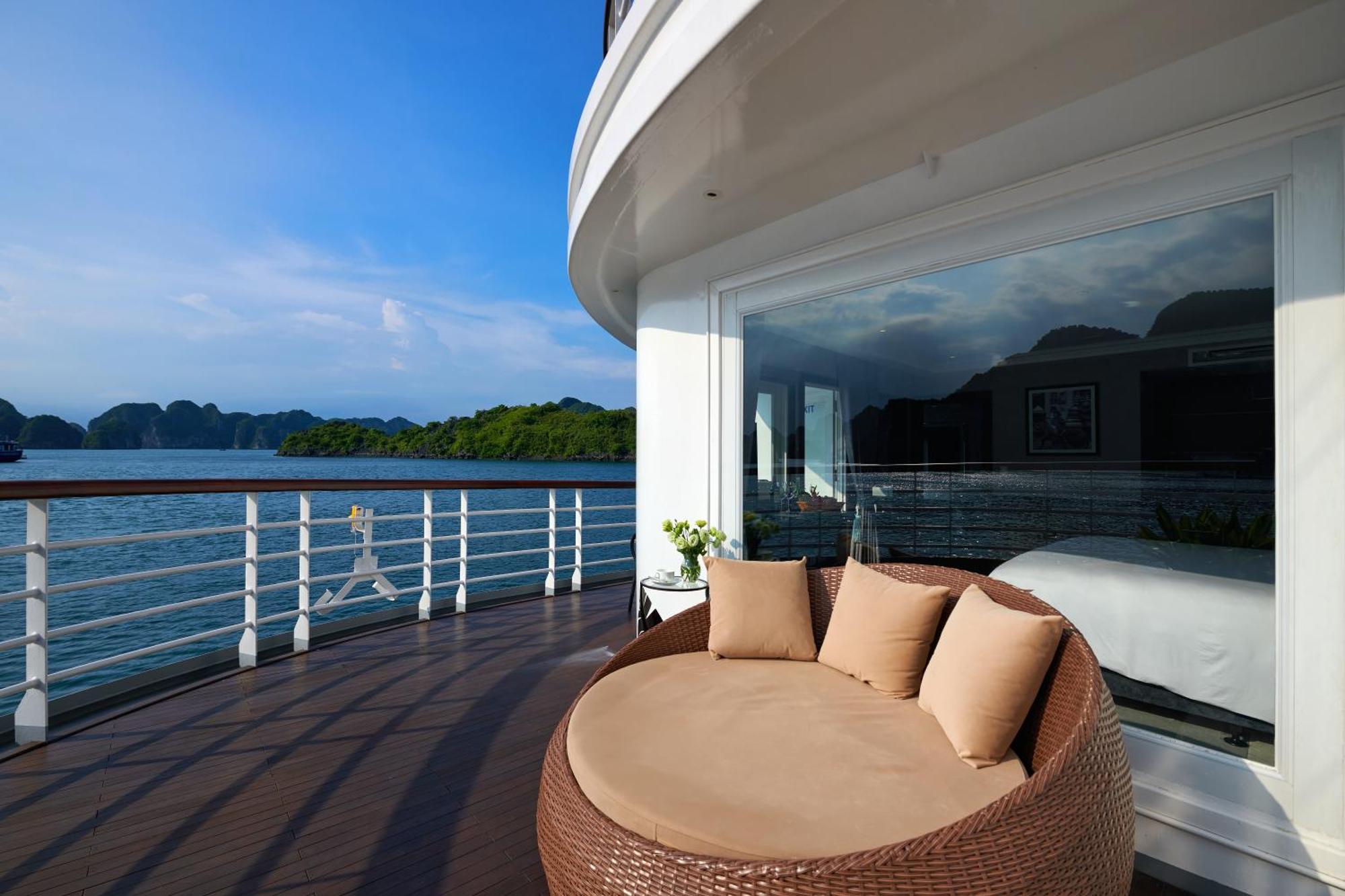 Paradise Grand Cruise - Lan Ha Bay Ха Лонг Екстериор снимка