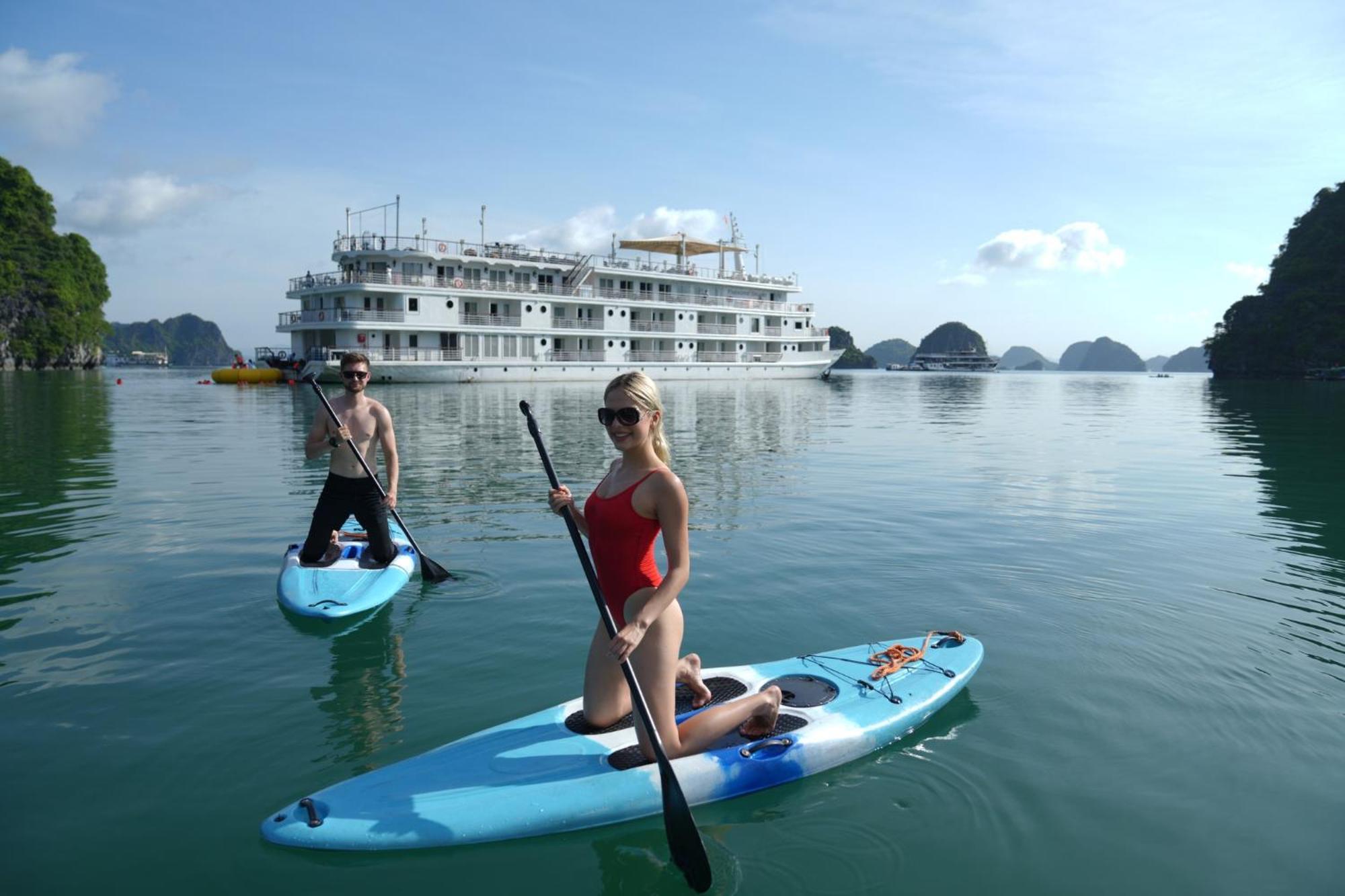 Paradise Grand Cruise - Lan Ha Bay Ха Лонг Екстериор снимка