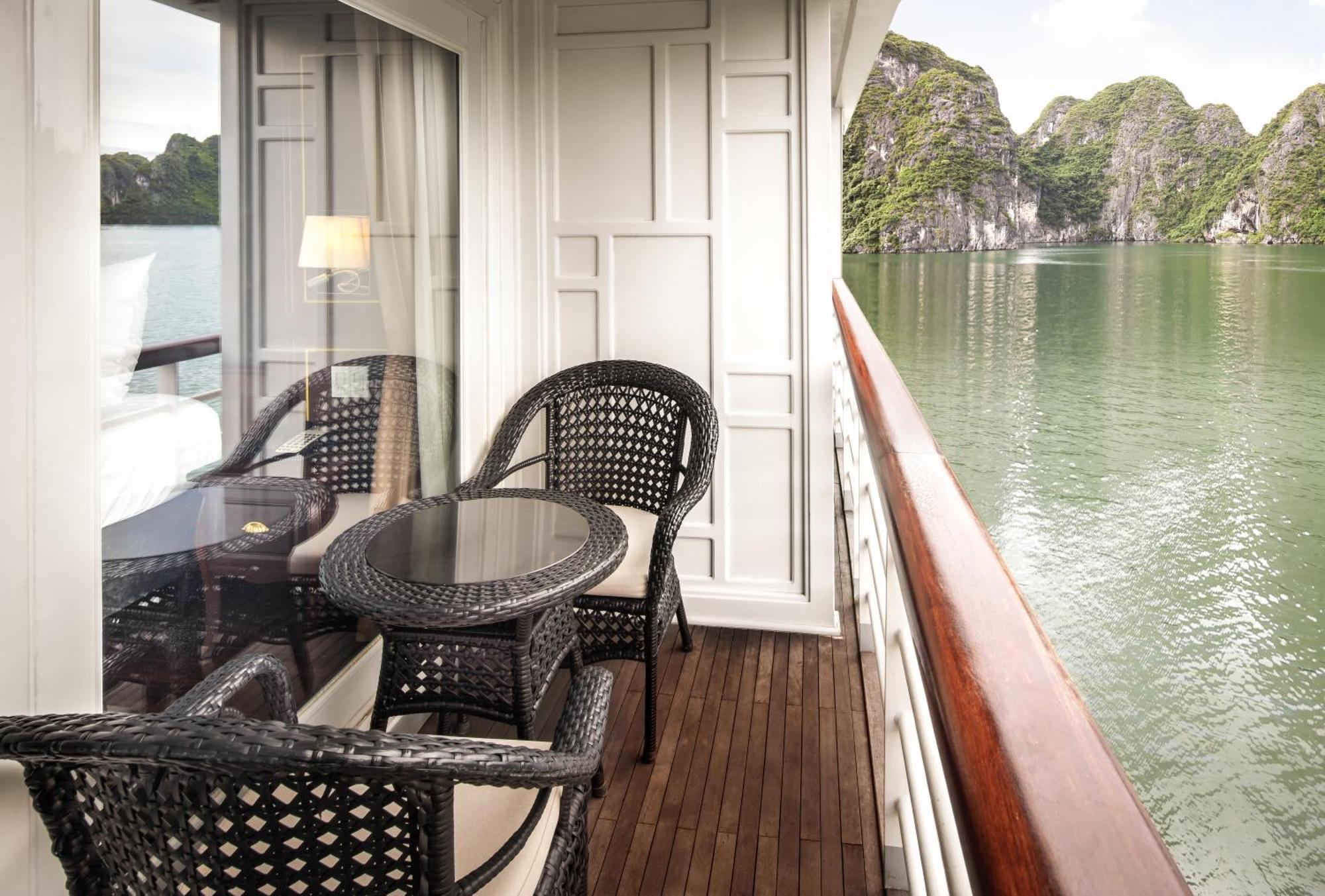 Paradise Grand Cruise - Lan Ha Bay Ха Лонг Екстериор снимка